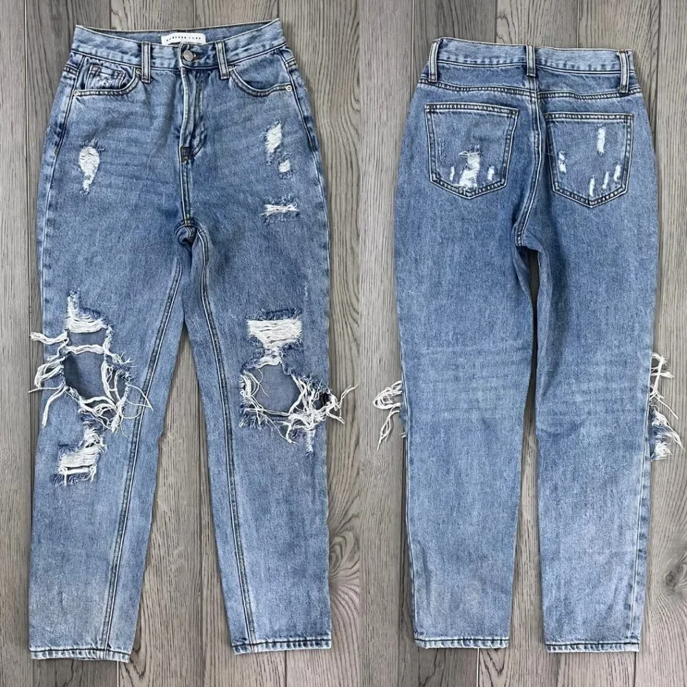 Endless Rose Women's Size 25 Distressed High Rise Denim Cotton Festival Mom Jean